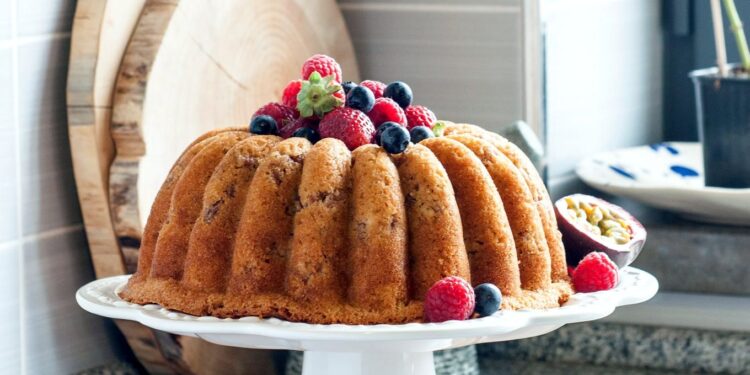 Bolo de pera e iogurte