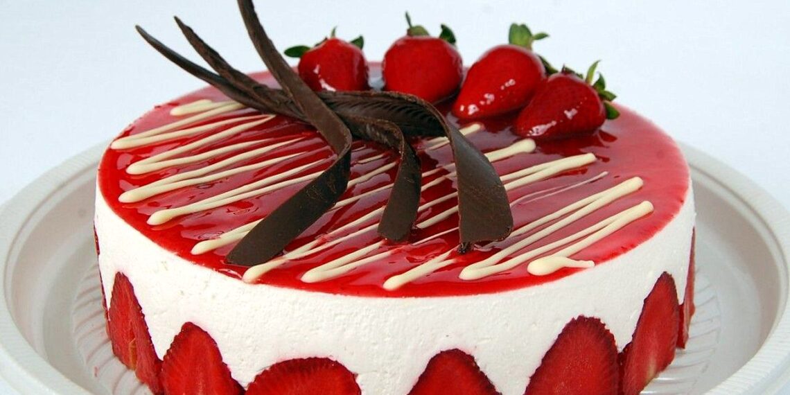 Bavaroise de morango com leite condensado