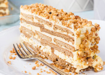 Bolo de bolacha com leite condensado