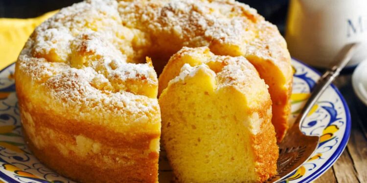 Bolo de iogurte e laranja húmido