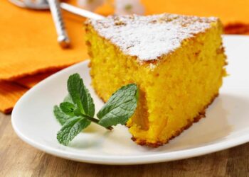 Bolo vegan de cenoura