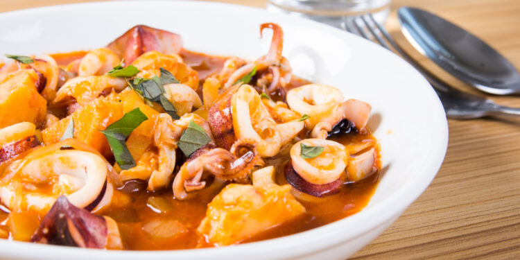 Arroz de lulas e cação