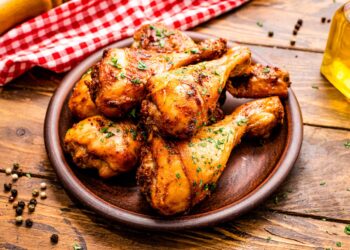 Pernas de frango no forno estaladiças