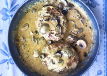 Hambúrguer no forno com natas