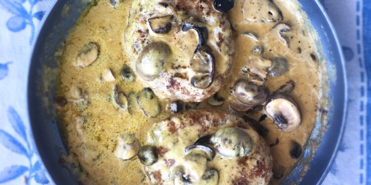 Hambúrguer no forno com natas
