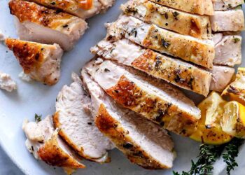 Bifes de peru assados no forno