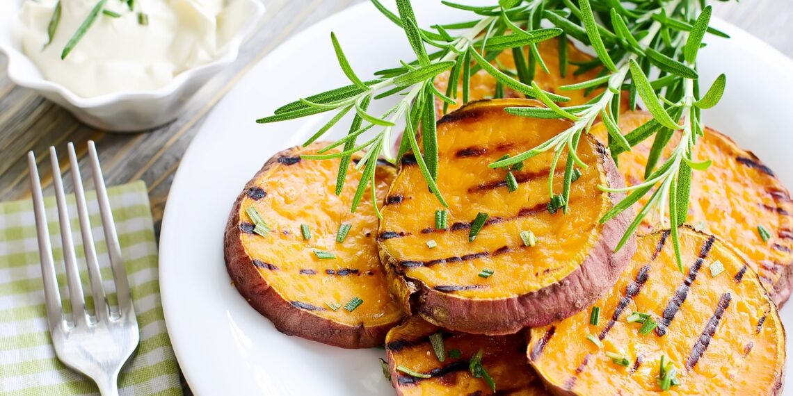 Batata doce assada no forno