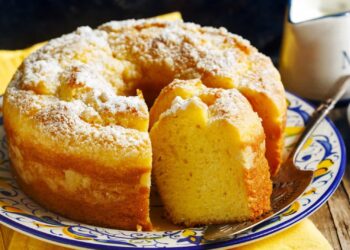 Bolo de iogurte no liquidificador