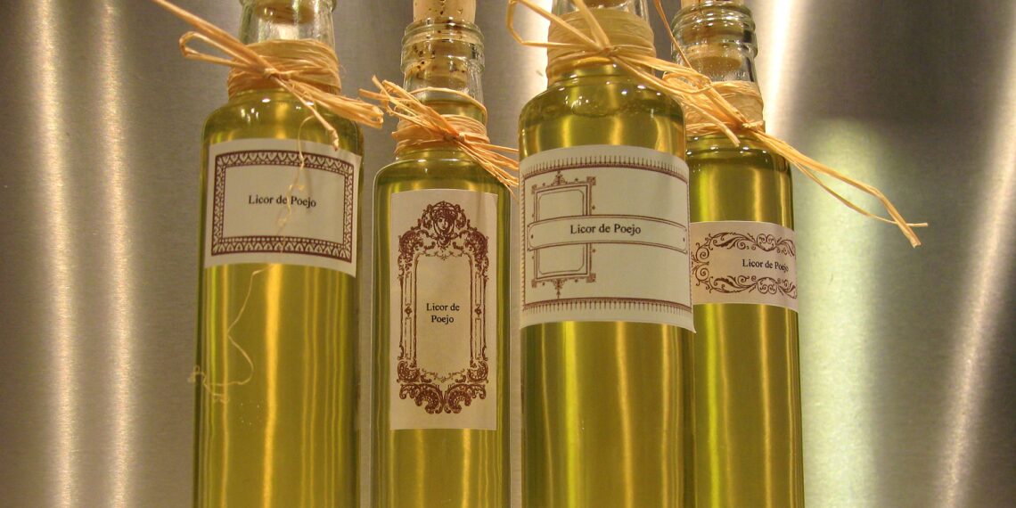 Licor de poejo