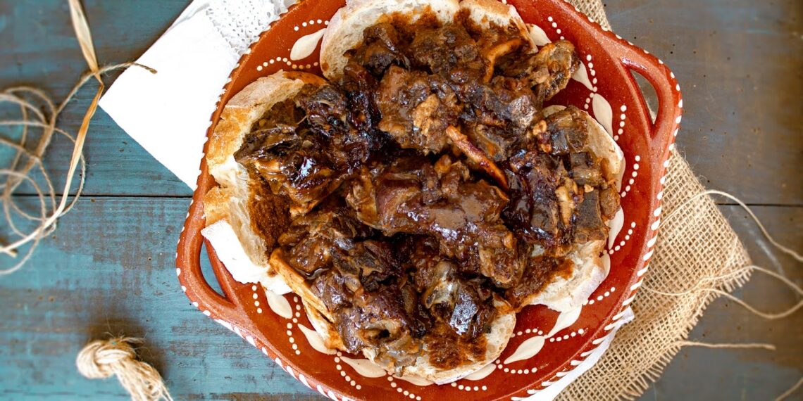 Ensopado de borrego à Alentejana