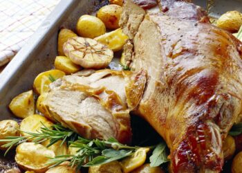 Borrego assado no forno à alentejana