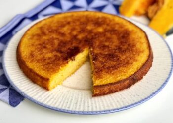 Bolo de abóbora húmido