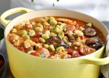 Favas guisadas à Alentejana