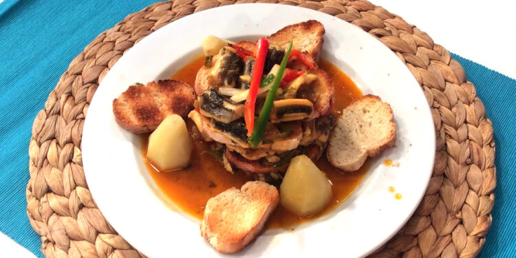 Ensopado de enguias à Alentejana