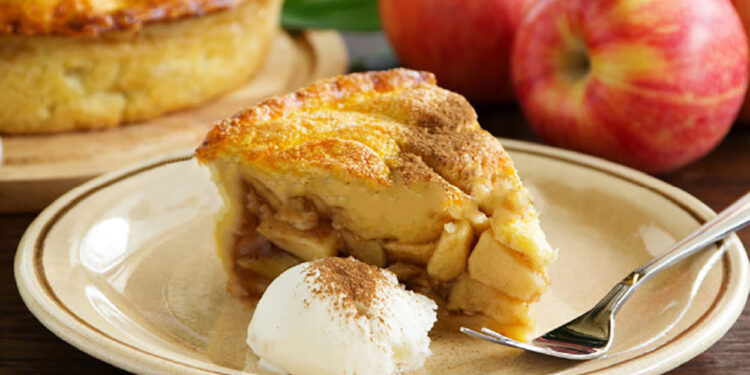 Tarte de maçã com natas