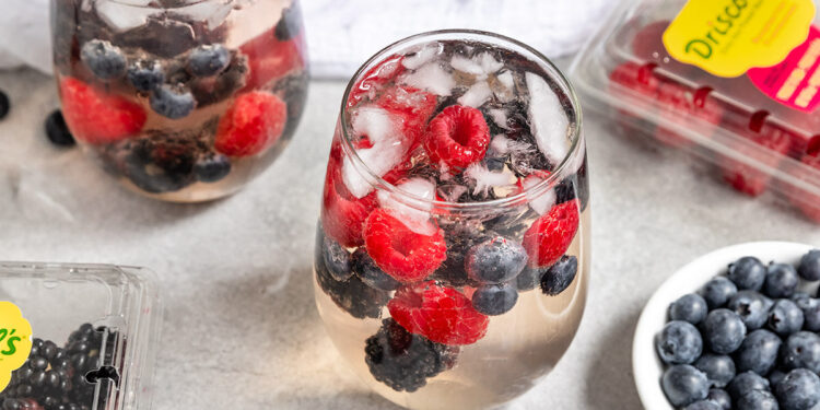 Sangria de frutos vermelhos