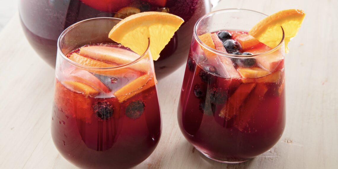 Sangria tradicional portuguesa de vinho tinto