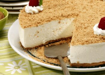 Semifrio de bolacha e natas