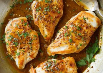 Bifes de frango com mostarda no forno