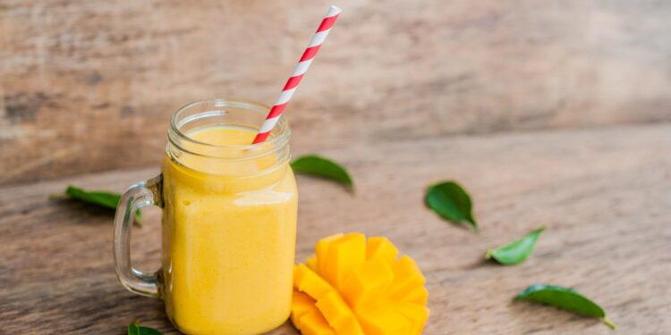 Batido de manga fácil e rápido