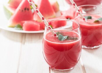 Sumo de melancia com limão