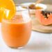 Sumo de laranja com mamão