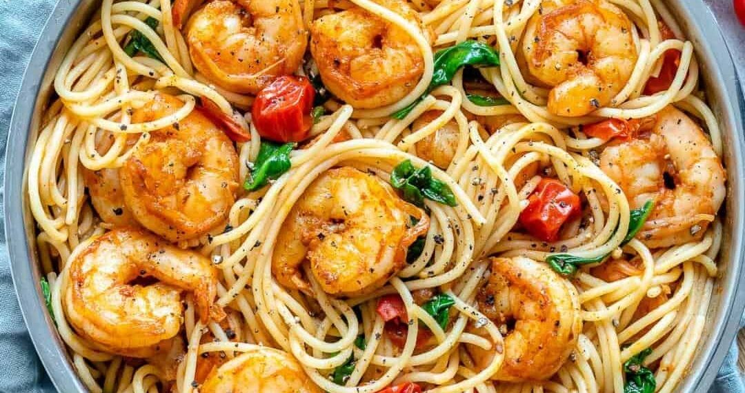 Esparguete com camarão à guilho