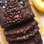 Bolo de banana e chocolate