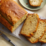 Bolo de banana e canela