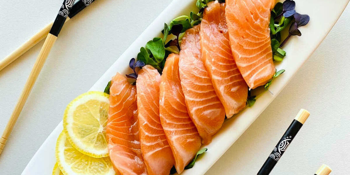 Sashimi de salmão fácil