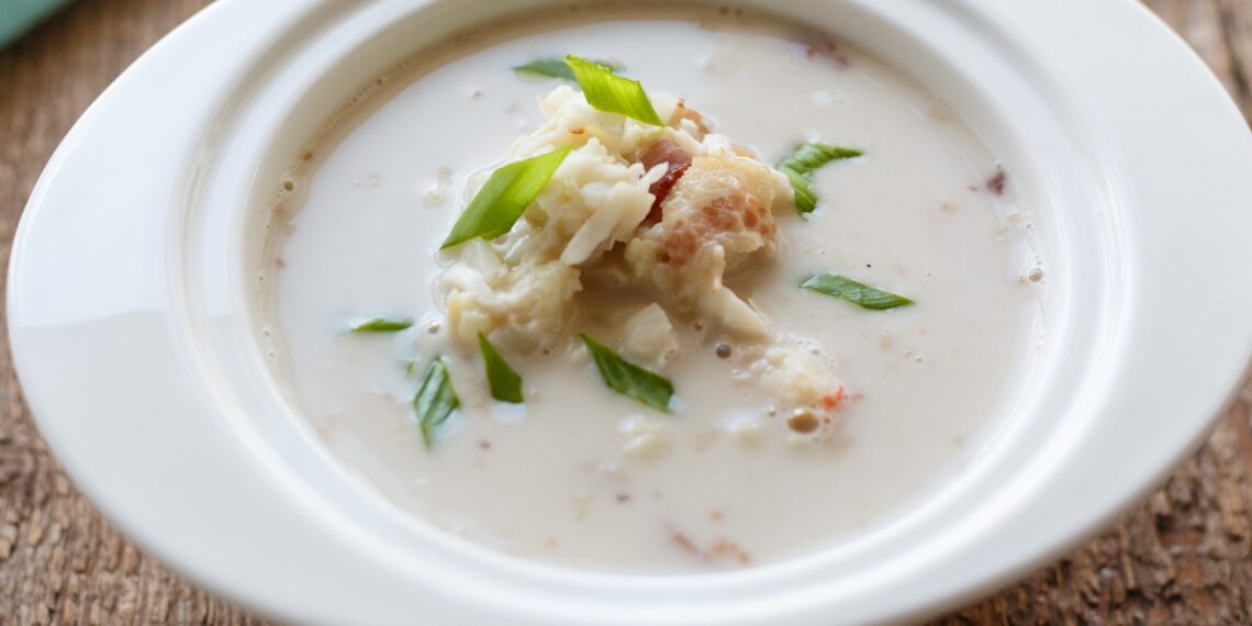 Sopa de peixe com legumes