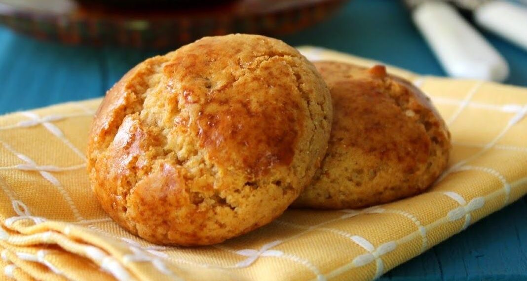 Broas de mel e nozes