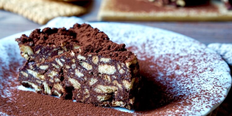 Salame de chocolate enformado