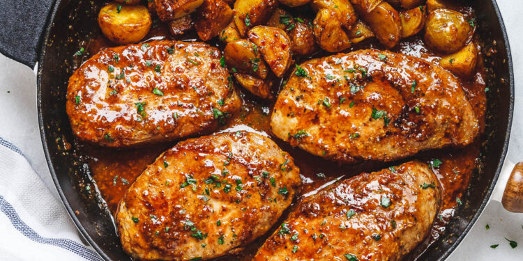 Costeletas do cachaço no forno à portuguesa