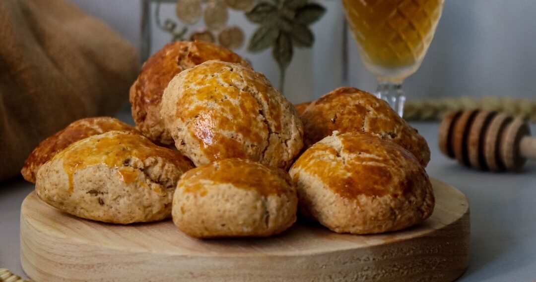 Broas de mel e canela