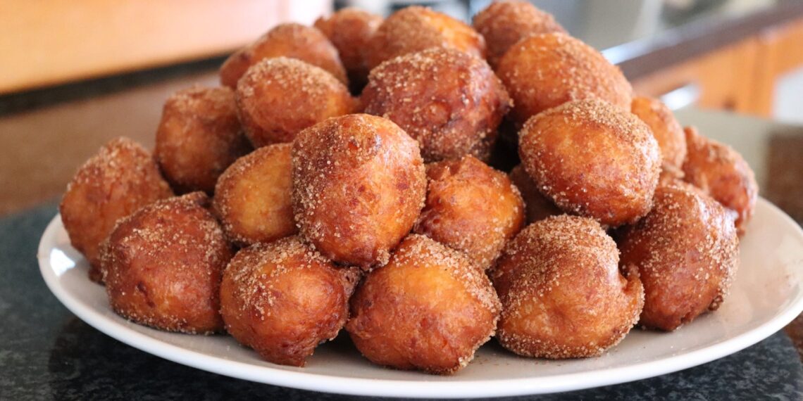 Sonhos de abóbora e laranja