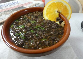 Sopa de cachola à moda do Alentejo