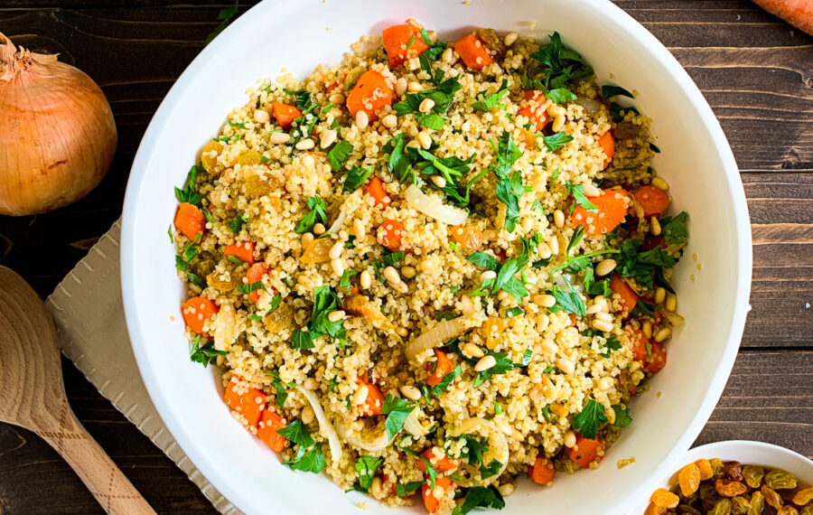 Salada de quinoa com legumes