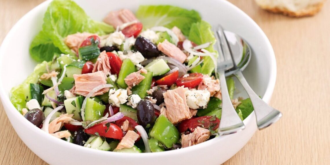 Salada de atum saudável