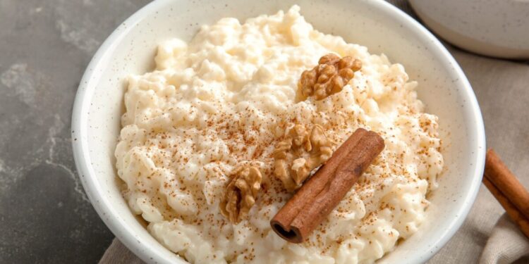 Arroz doce cremoso tradicional