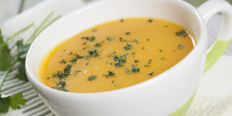 Creme de coentros à Alentejana