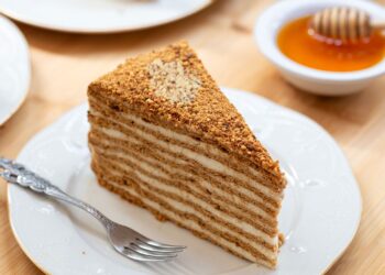 Bolo de bolacha tradicional