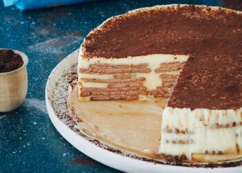 Bolo de bolacha torrada