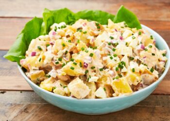 Salada de batata com maionese