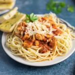 Massa com frango à Siciliana