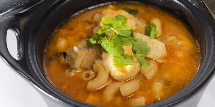 Sopa de peixe à Algarvia