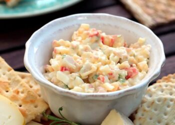 Paté de delícias do mar e azeitonas