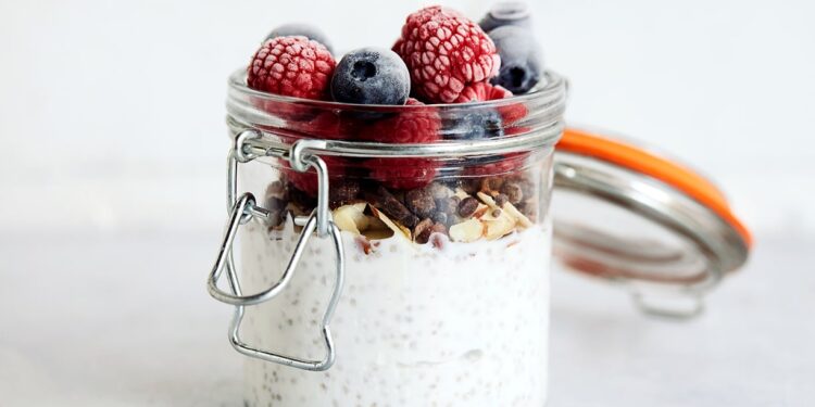 Pudim de chia com iogurte