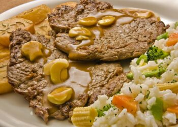 Escalopes de vitela à portuguesa