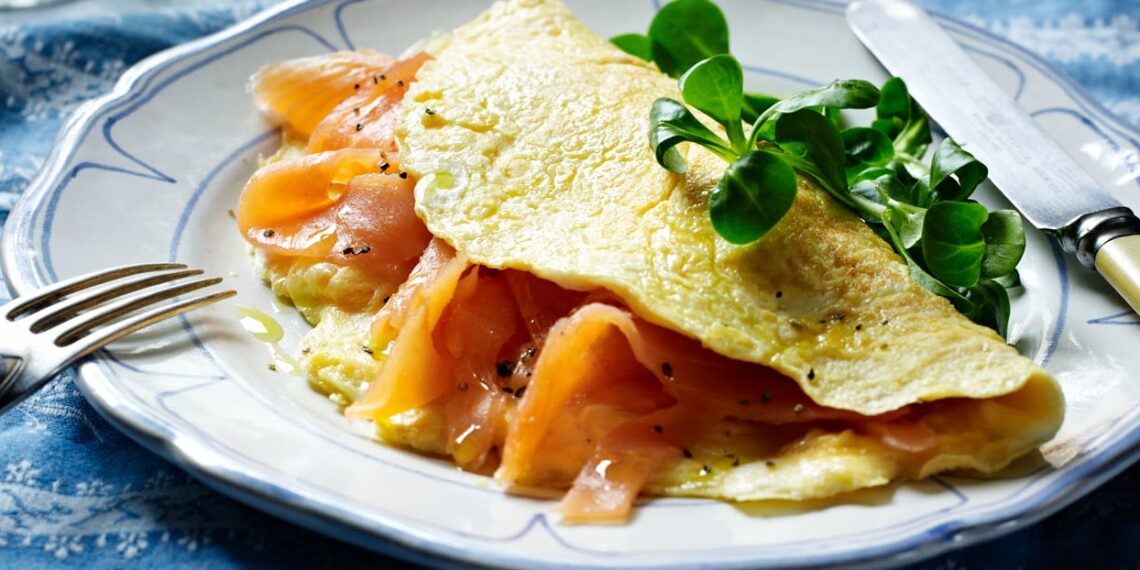 Omelete de salmão fumado